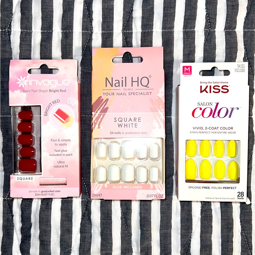 Lot of Press-On Nail Sets.